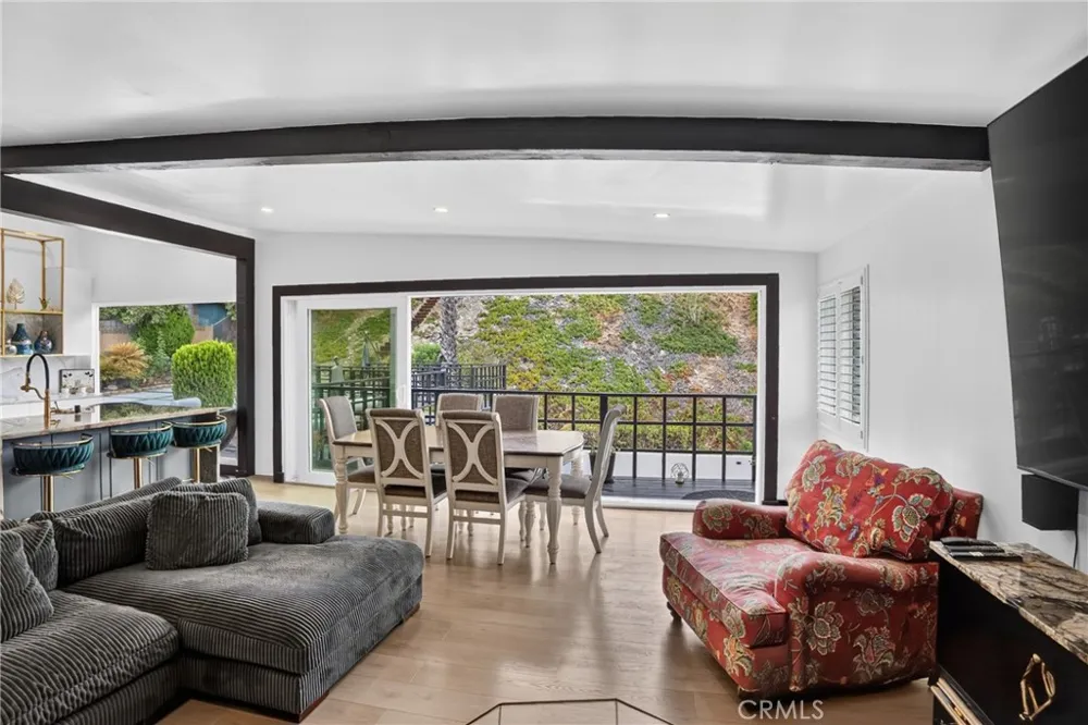 22061 Londelius Street West Hills, CA 91304