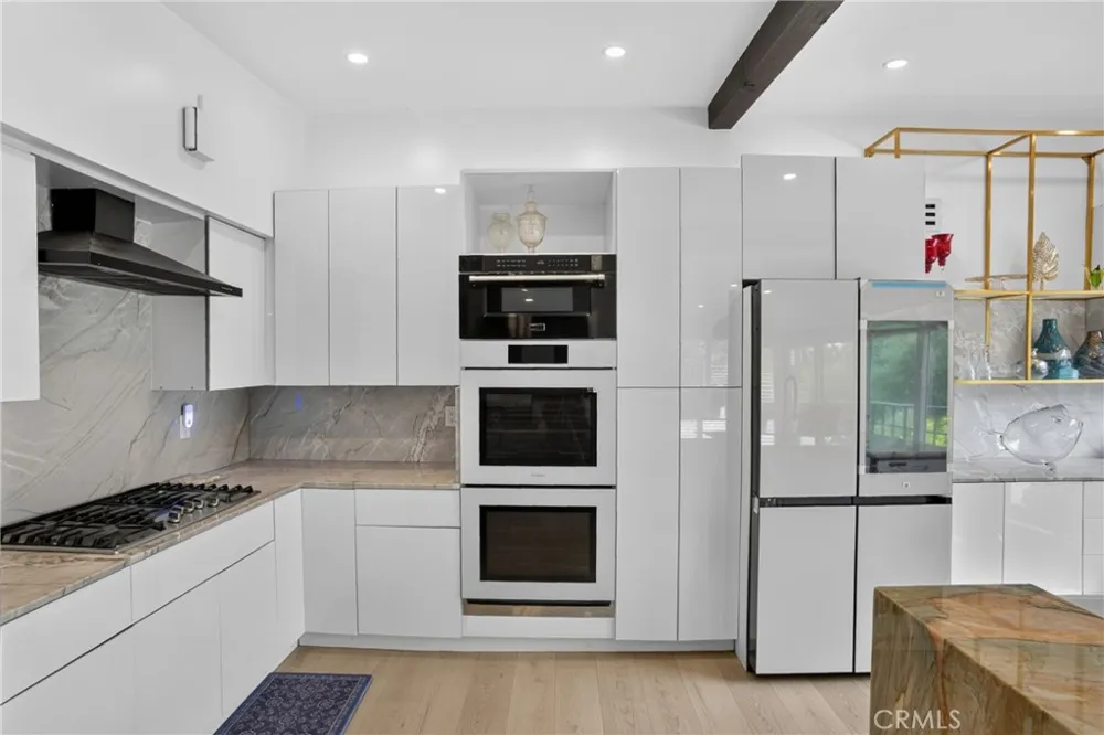 22061 Londelius Street West Hills, CA 91304