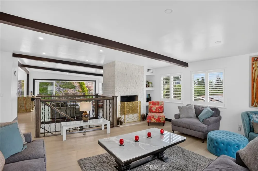 22061 Londelius Street West Hills, CA 91304