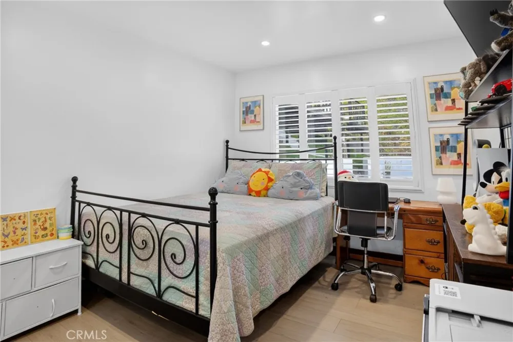 22061 Londelius Street West Hills, CA 91304
