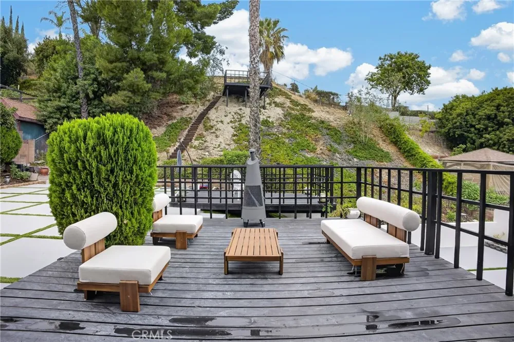 22061 Londelius Street West Hills, CA 91304