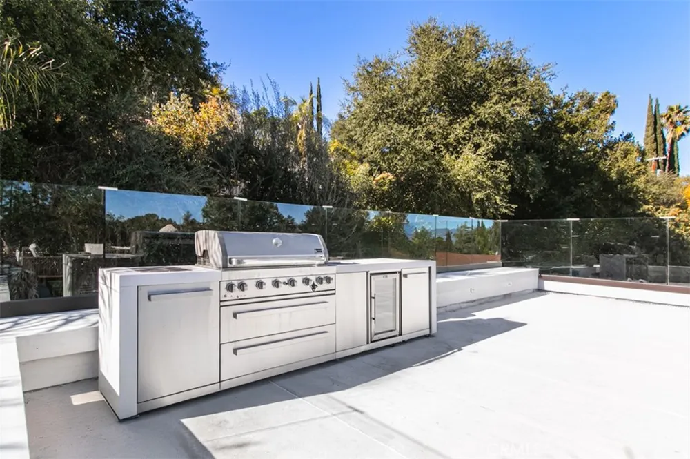 4622 Caritina Tarzana, CA 91356