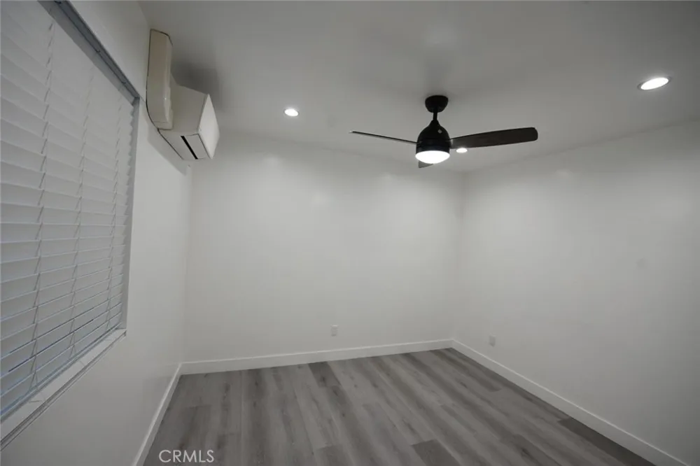 7260 Yolanda Avenue Reseda, CA 91335
