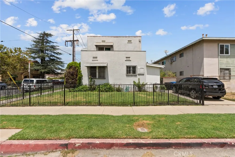 3151 W Avenue 32 Los Angeles, CA 90065