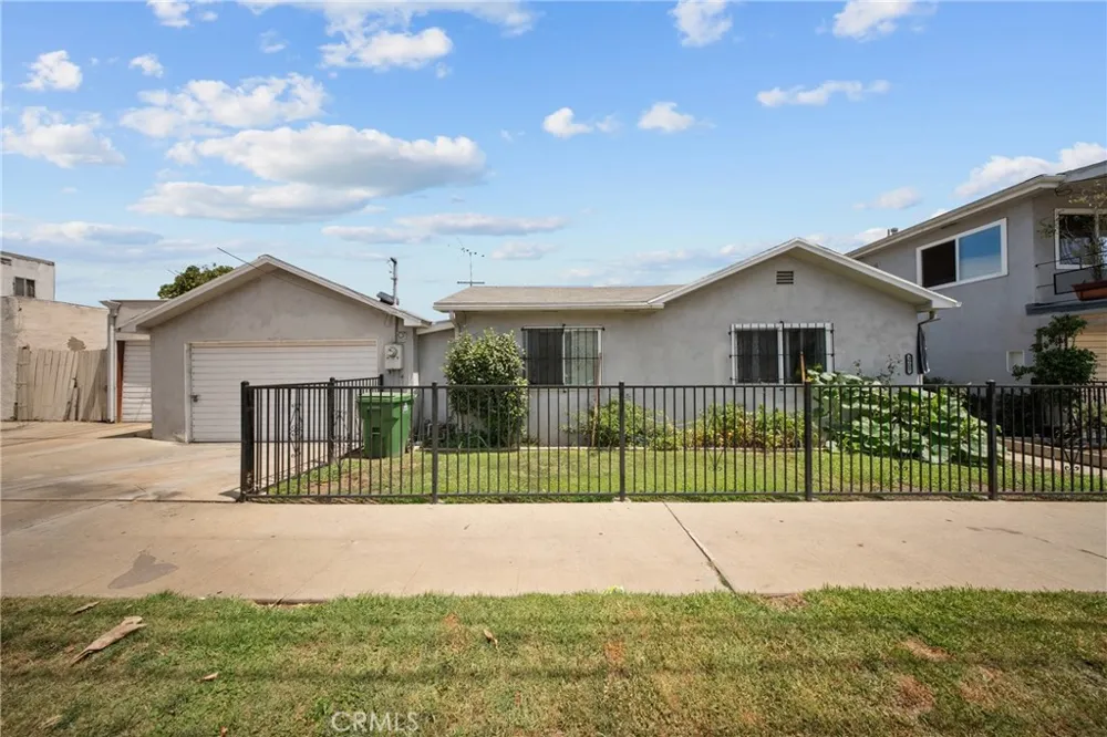 3151 W Avenue 32 Los Angeles, CA 90065