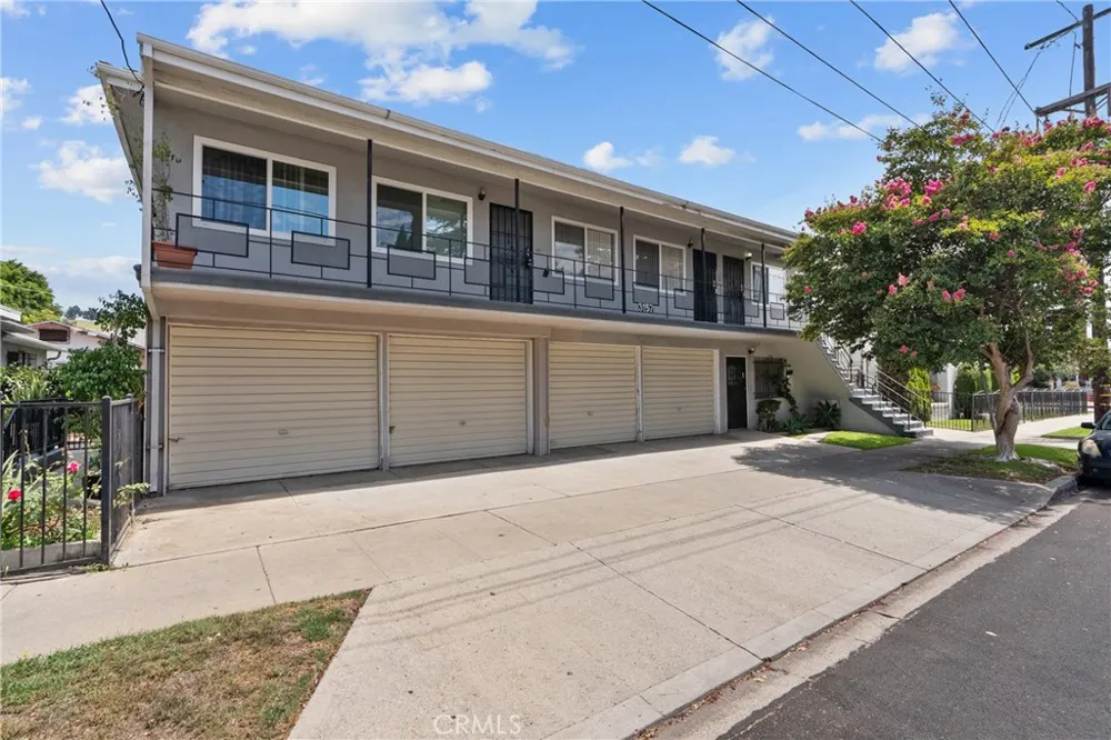 3151 W Avenue 32 Los Angeles, CA 90065