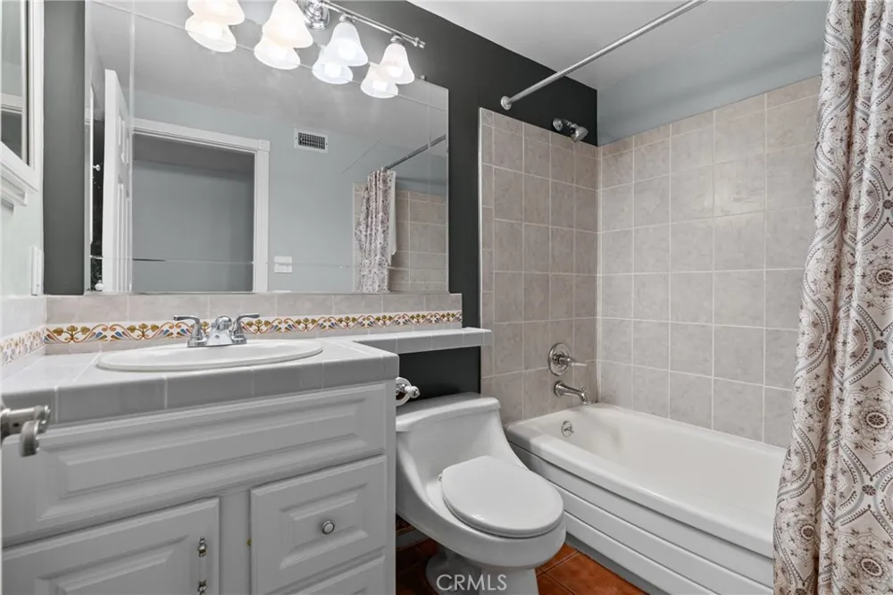 2289 Ravenna Simi Valley, CA 93065
