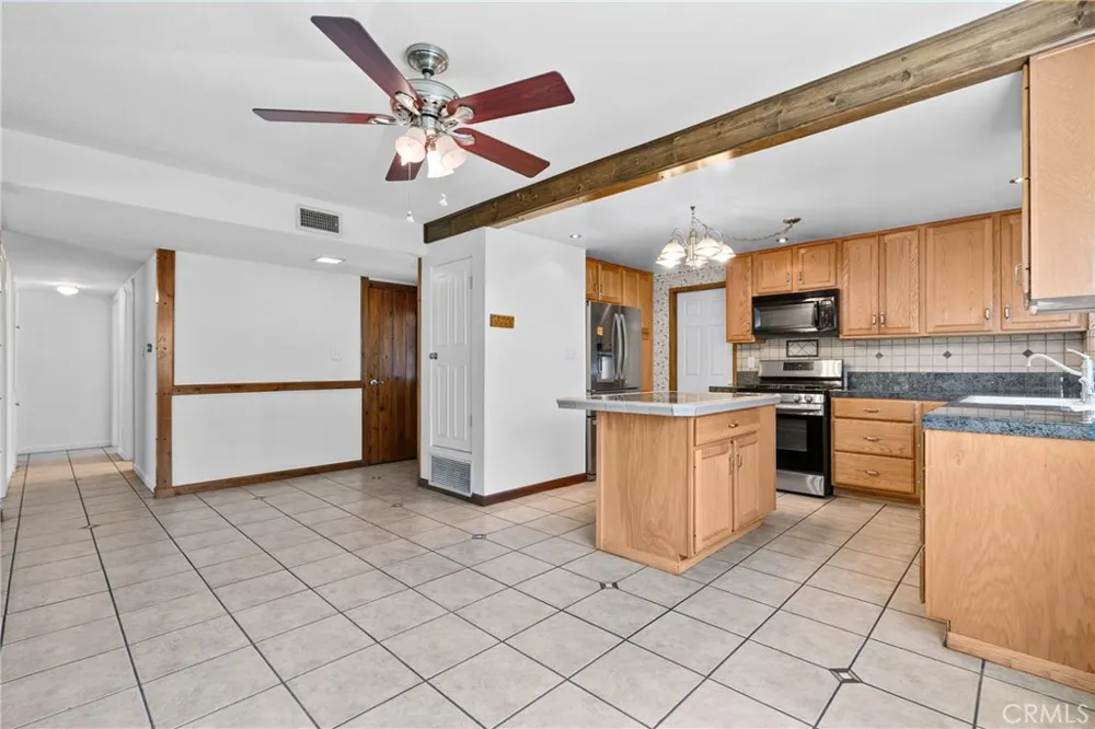2289 Ravenna Simi Valley, CA 93065