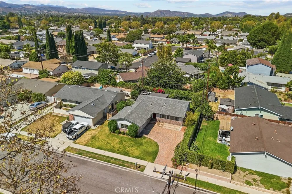 2289 Ravenna Simi Valley, CA 93065