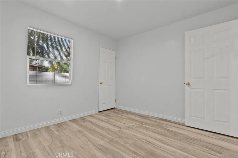 6910 Alabama Canoga Park, CA 91303