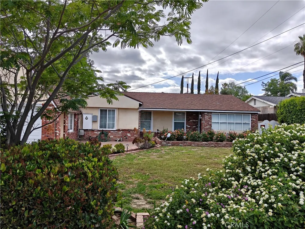 10537 Encino Ave Granada Hills, CA 91344