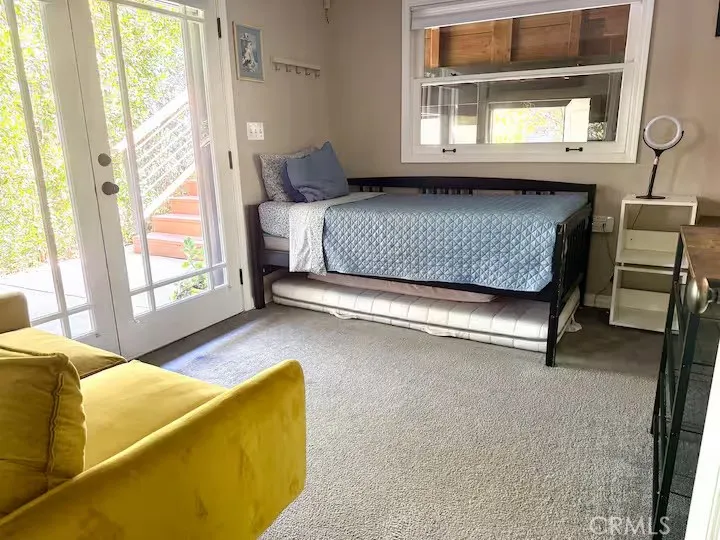 2597 Dearborn Drive Los Angeles, CA 90068