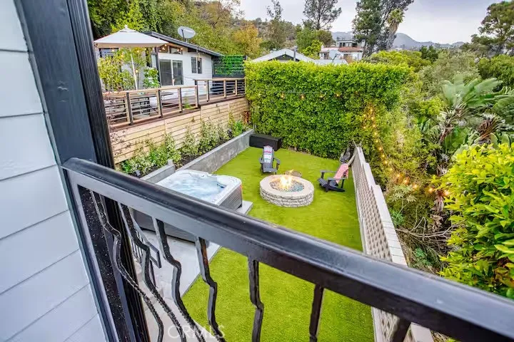 2597 Dearborn Drive Los Angeles, CA 90068