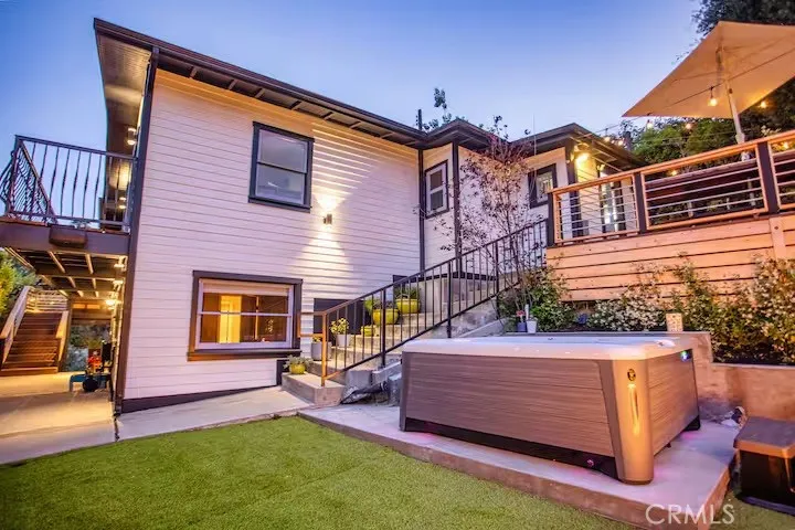 2597 Dearborn Drive Los Angeles, CA 90068