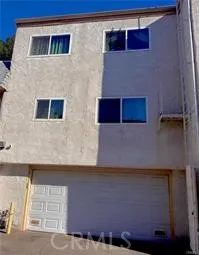 21015 Gresham Canoga Park, CA 91304