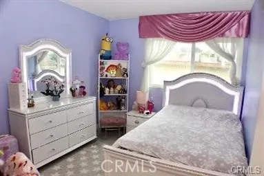 21015 Gresham Canoga Park, CA 91304
