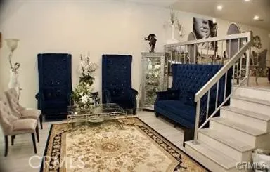 21015 Gresham Canoga Park, CA 91304