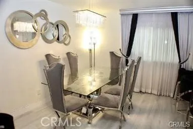 21015 Gresham Canoga Park, CA 91304