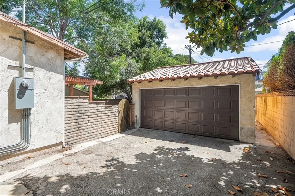 26430 Ozone Harbor City, CA 90710