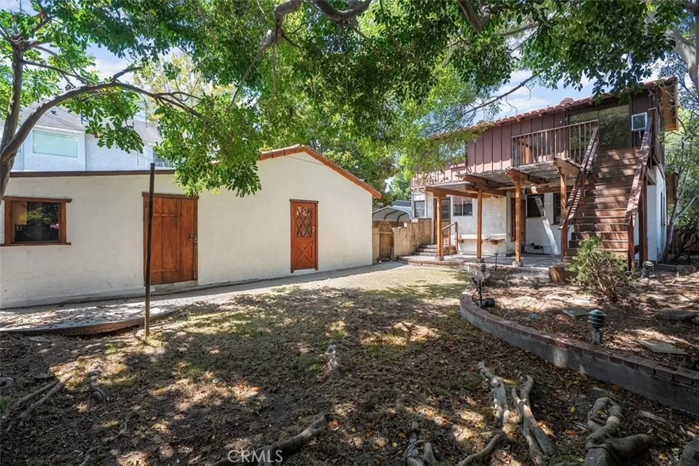 26430 Ozone Harbor City, CA 90710