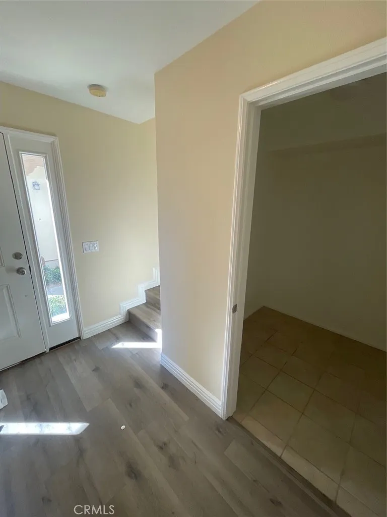 1075 N. Maclay Avenue #25 San Fernando, CA 91340