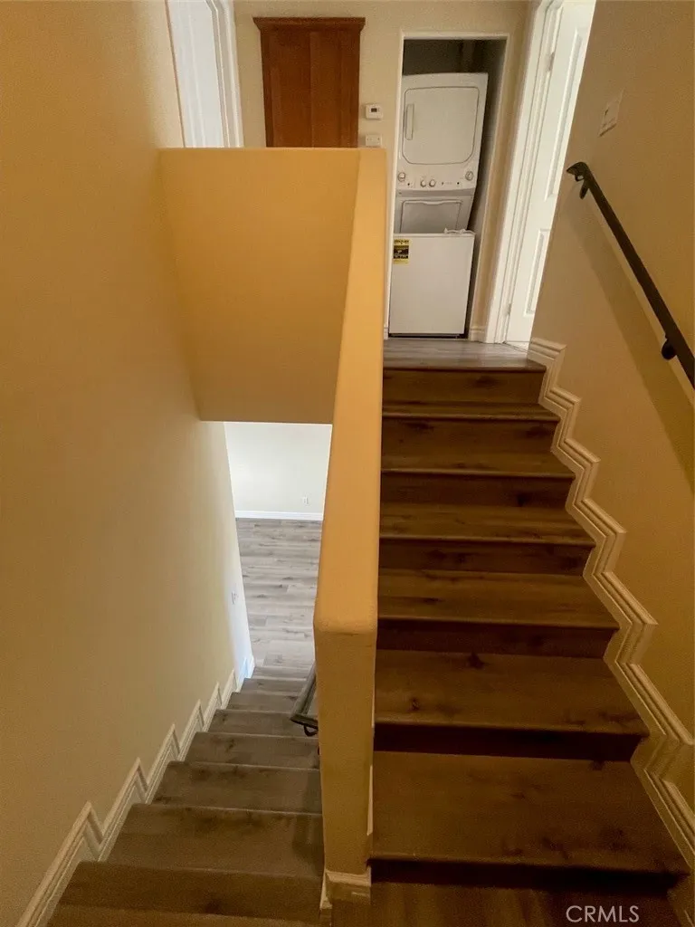 1075 N. Maclay Avenue #25 San Fernando, CA 91340