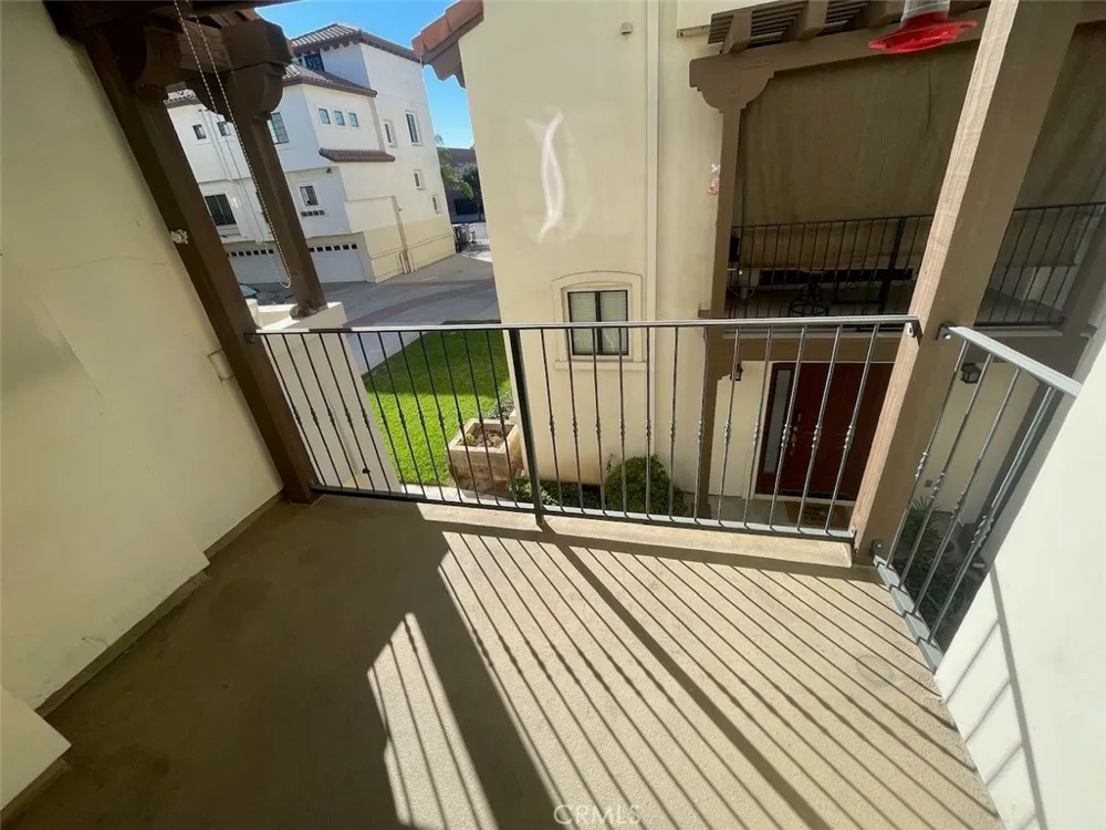 1075 N. Maclay Avenue #25 San Fernando, CA 91340