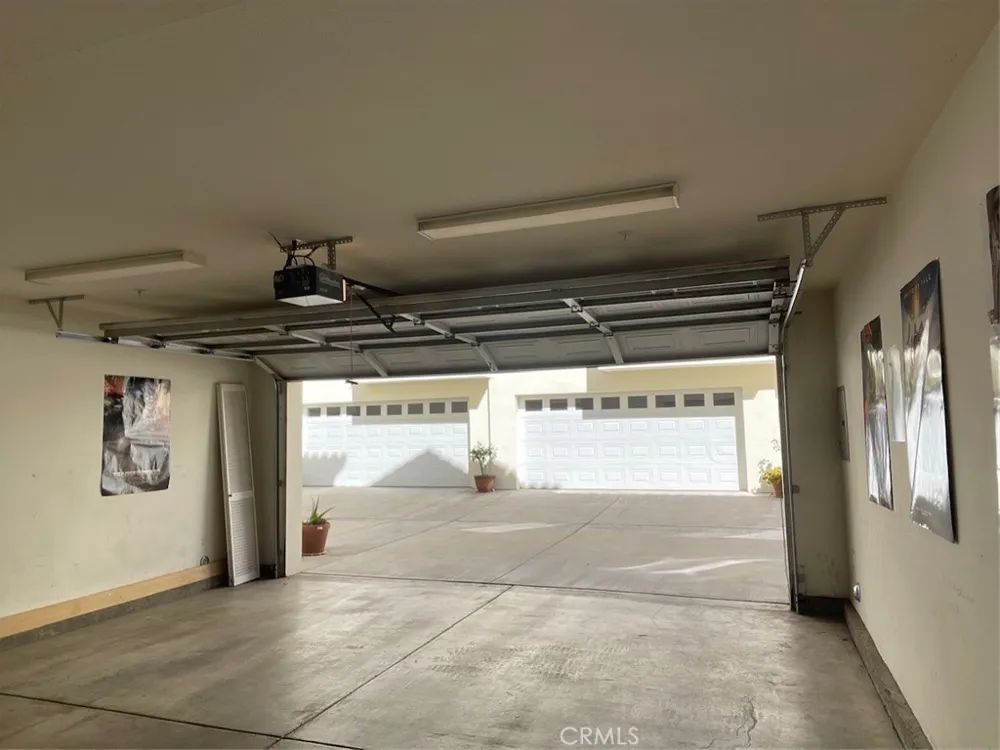 1075 N. Maclay Avenue #25 San Fernando, CA 91340
