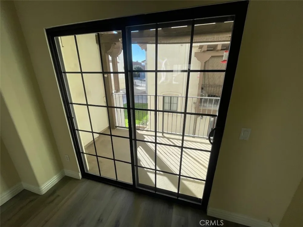 1075 N. Maclay Avenue #25 San Fernando, CA 91340