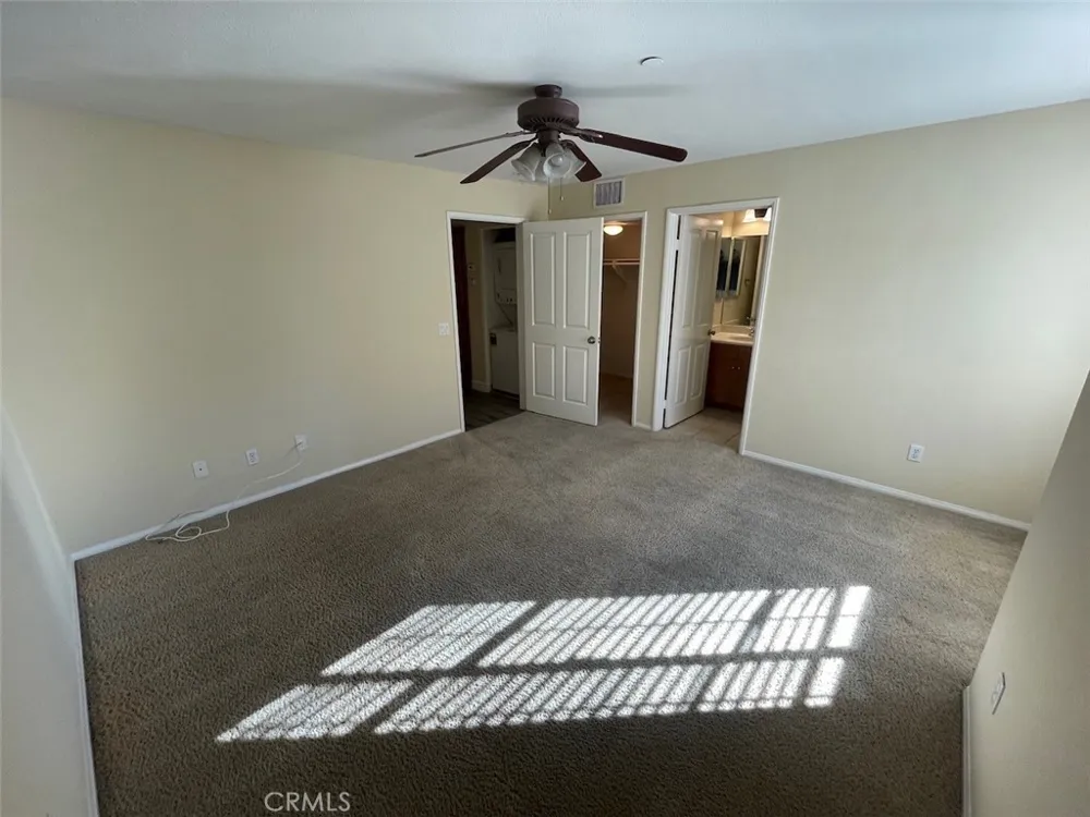 1075 N. Maclay Avenue #25 San Fernando, CA 91340