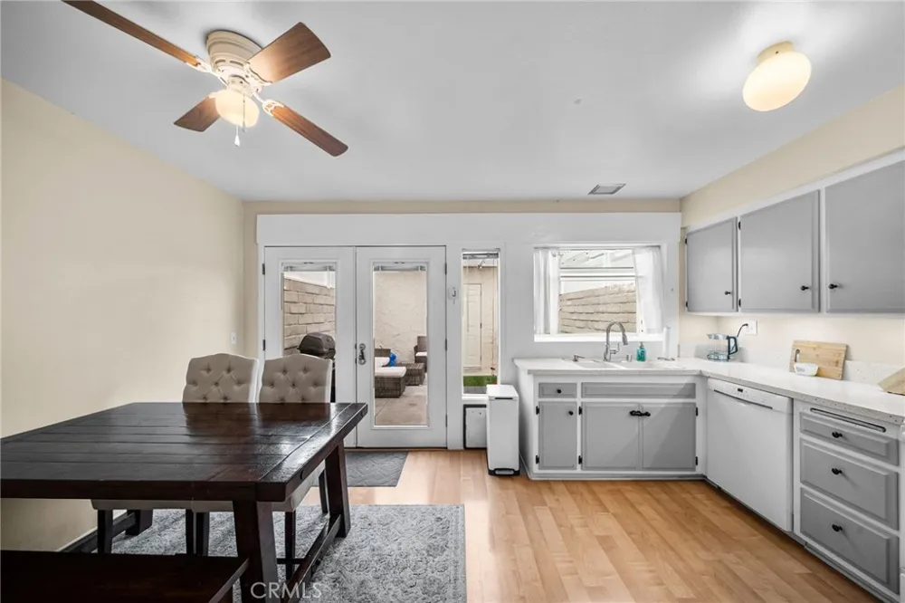 24307 La Glorita Circle Newhall, CA 91321