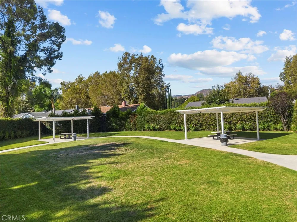 24307 La Glorita Circle Newhall, CA 91321