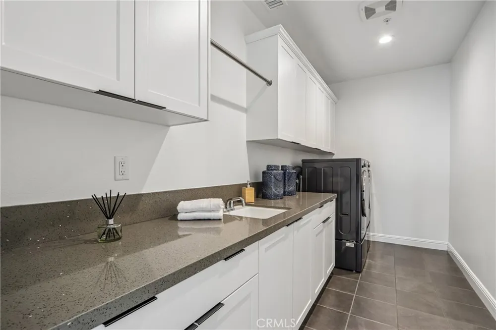 20224 W Marlow Lane Porter Ranch, CA 91326