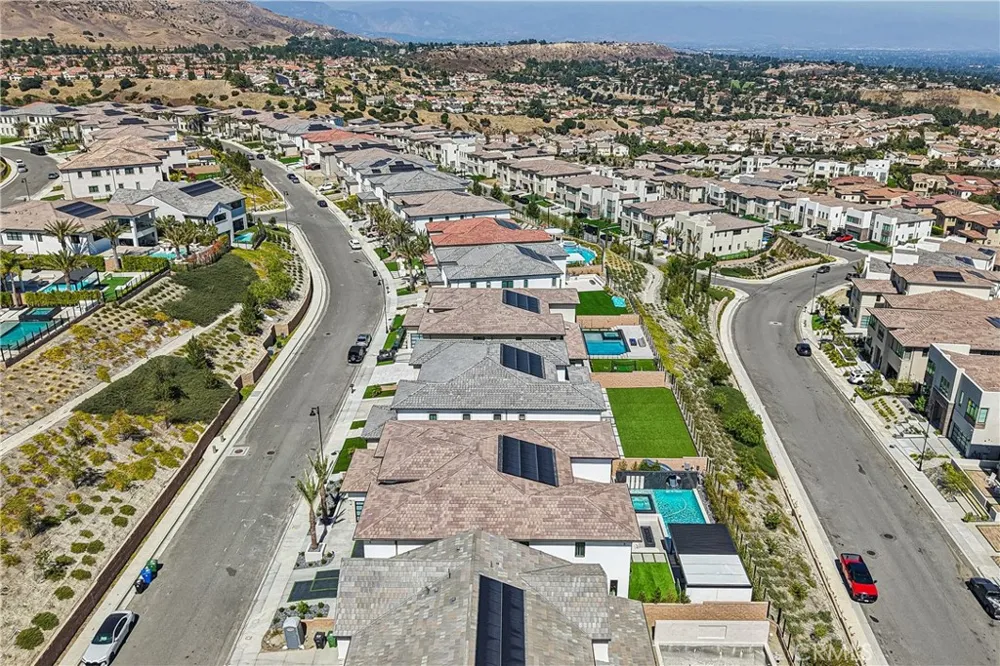 20224 W Marlow Lane Porter Ranch, CA 91326