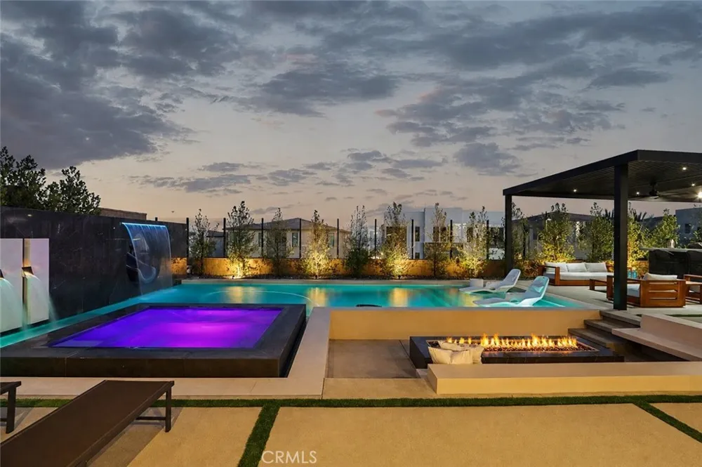 20224 W Marlow Lane Porter Ranch, CA 91326