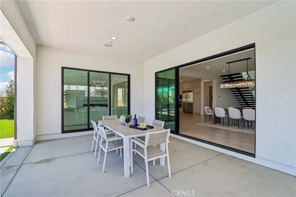 20224 W Marlow Lane Porter Ranch, CA 91326