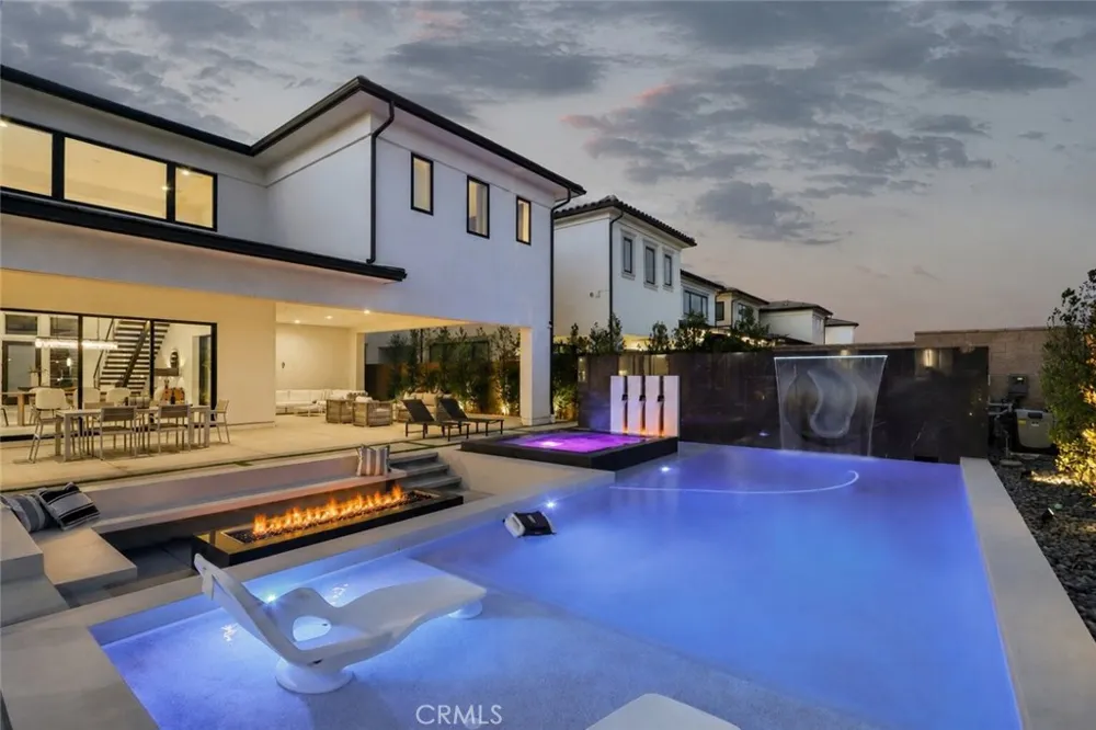 20224 W Marlow Lane Porter Ranch, CA 91326