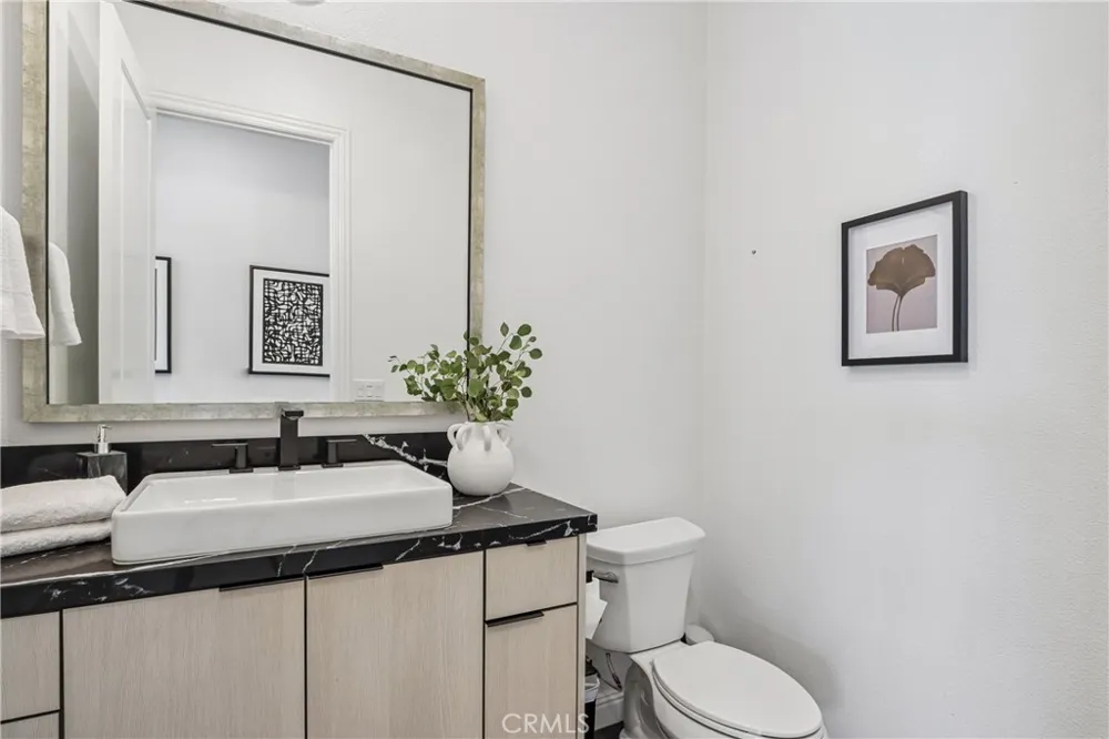 20224 W Marlow Lane Porter Ranch, CA 91326