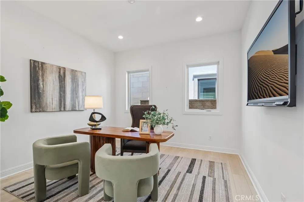 20224 W Marlow Lane Porter Ranch, CA 91326