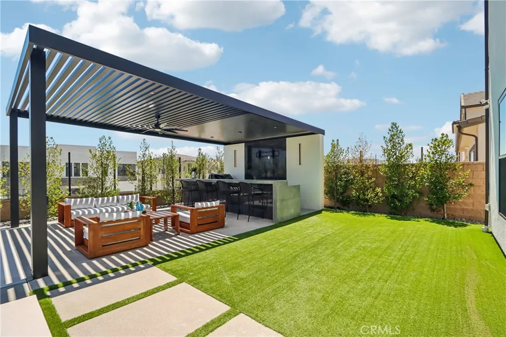 20224 W Marlow Lane Porter Ranch, CA 91326