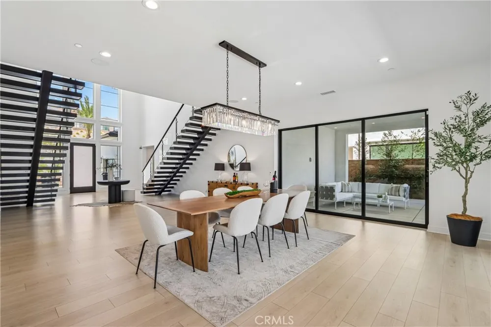20224 W Marlow Lane Porter Ranch, CA 91326