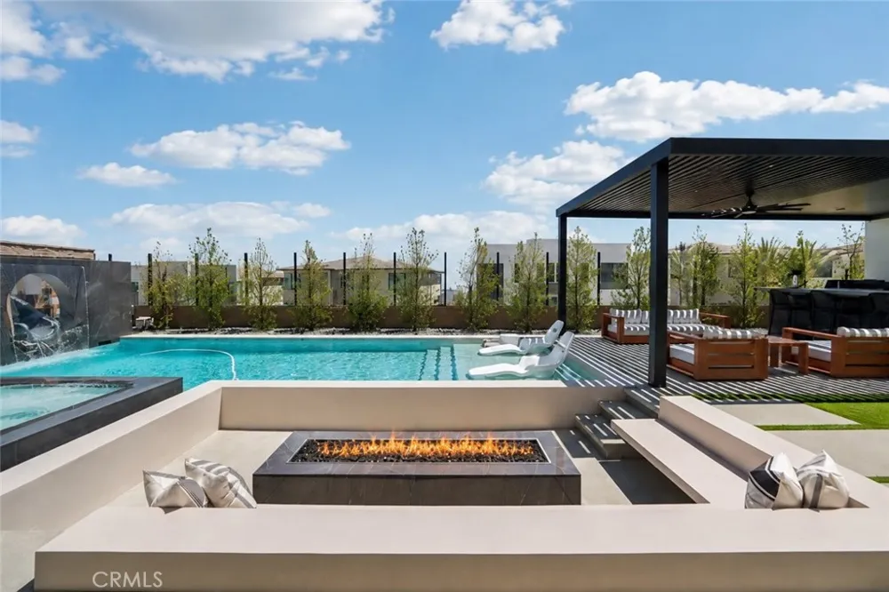 20224 W Marlow Lane Porter Ranch, CA 91326