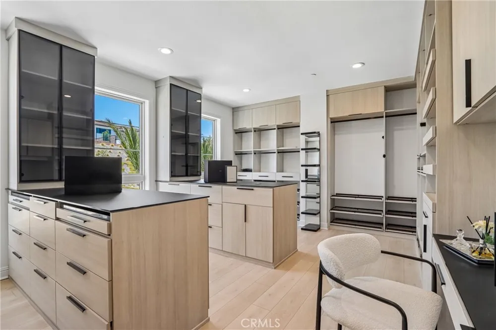20224 W Marlow Lane Porter Ranch, CA 91326