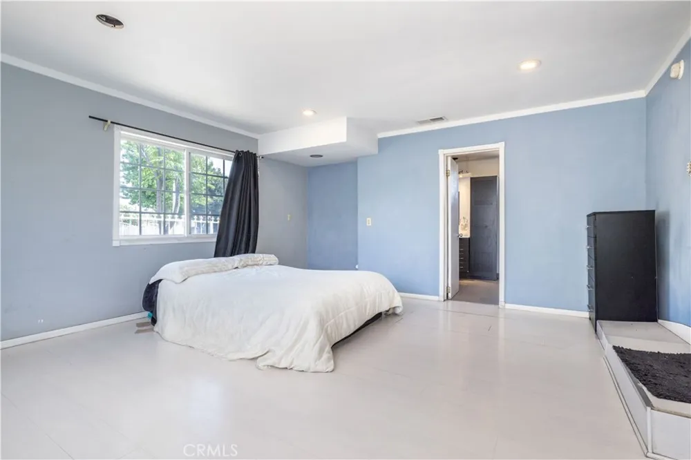 13655 Chase Street Arleta, CA 91331
