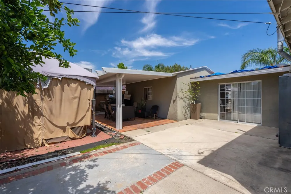 13655 Chase Street Arleta, CA 91331