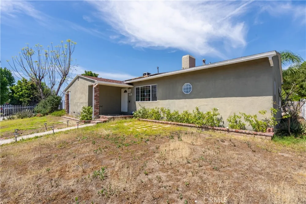13655 Chase Street Arleta, CA 91331