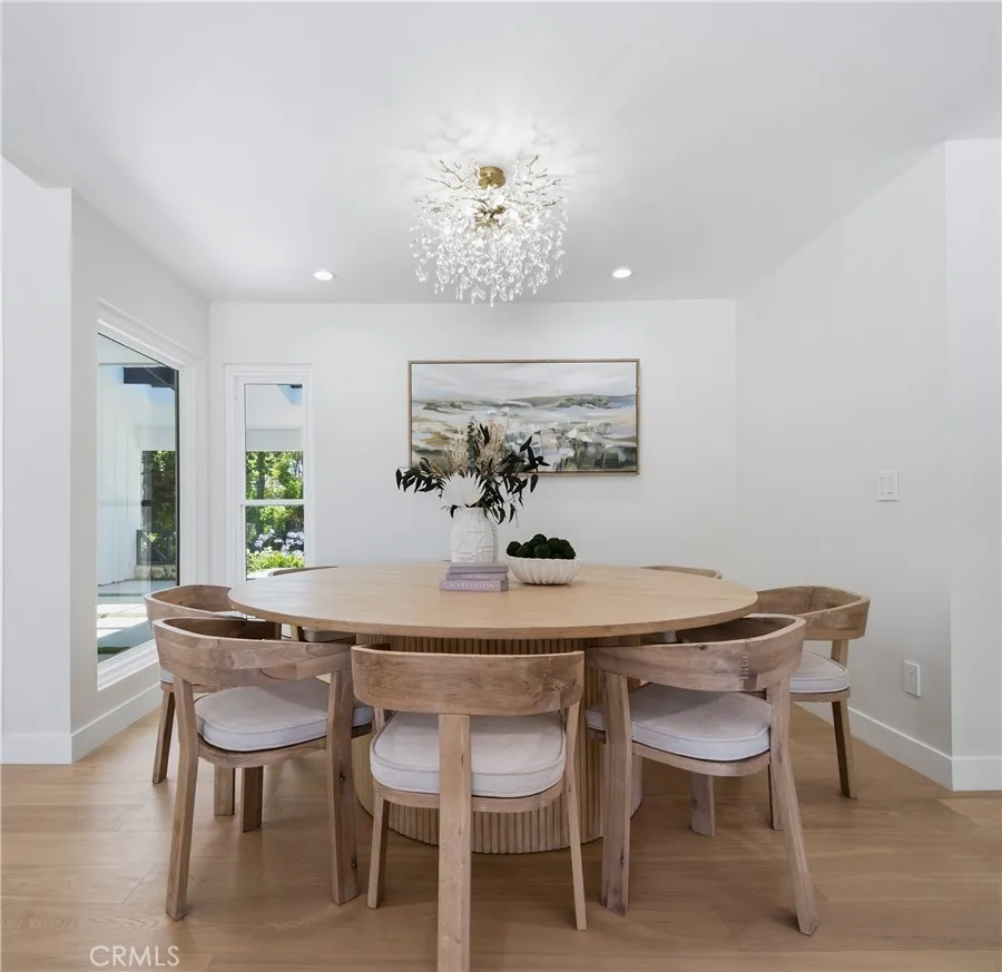 5932 Pat Avenue Woodland Hills, CA 91367