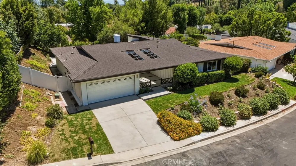 5932 Pat Avenue Woodland Hills, CA 91367