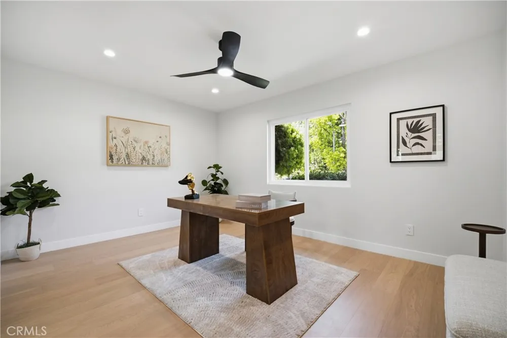 5932 Pat Avenue Woodland Hills, CA 91367