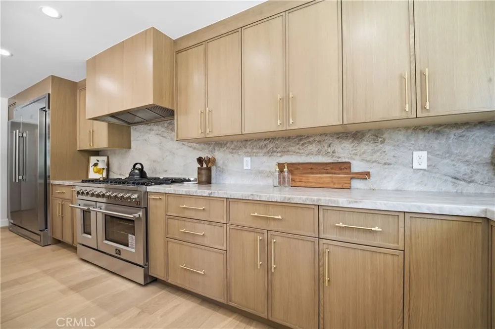 5932 Pat Avenue Woodland Hills, CA 91367
